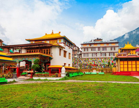 Delhi to Manali Tour Package 4D/3N
